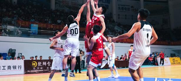 九游下载-包含激情四射，热血对决，篮球比赛火爆上演的词条