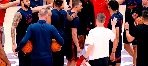 九游教练-关于快船队阵容齐整，轻松战胜劲敌！的信息