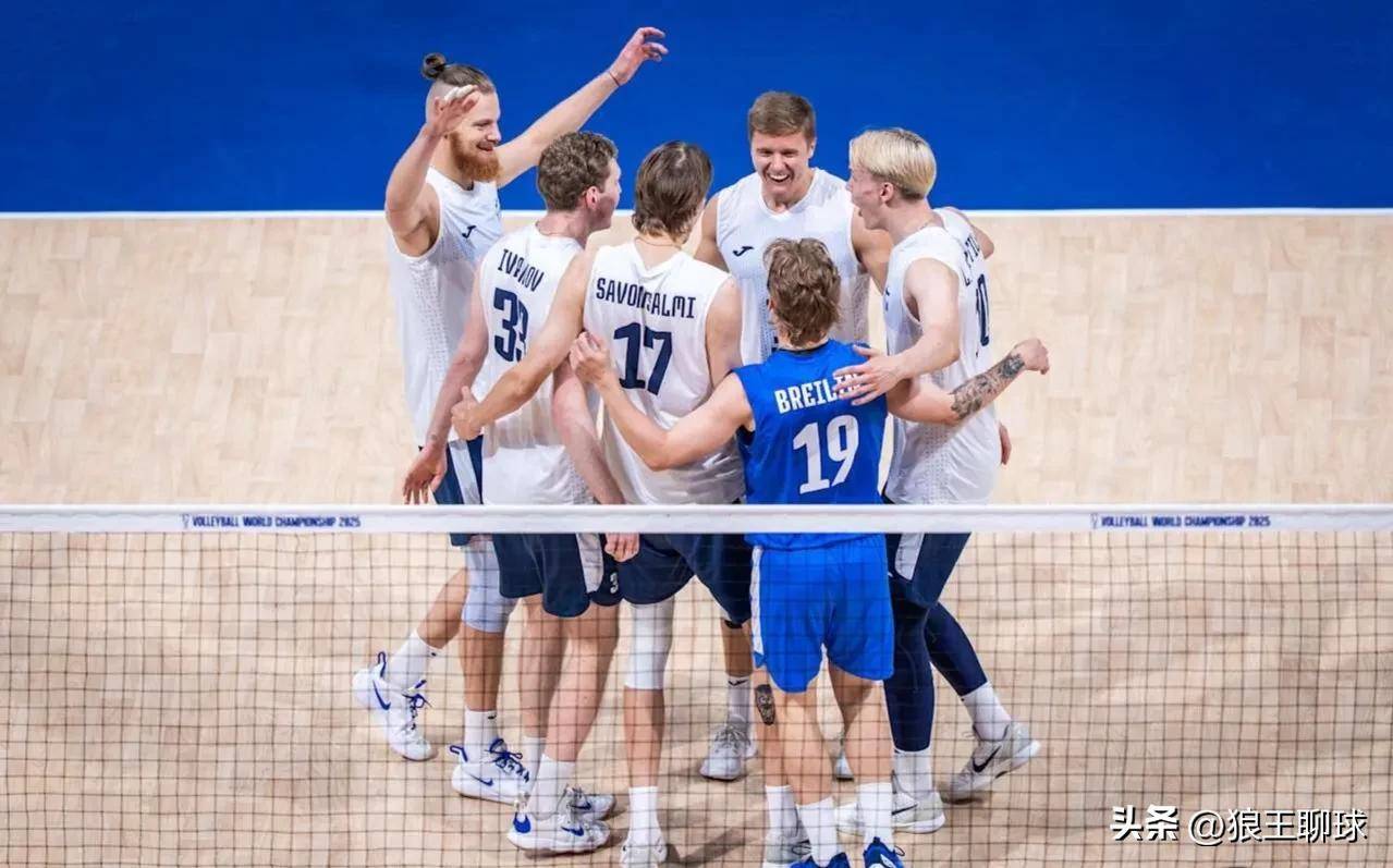 芬兰队在比赛中大胜对手，晋级下一轮