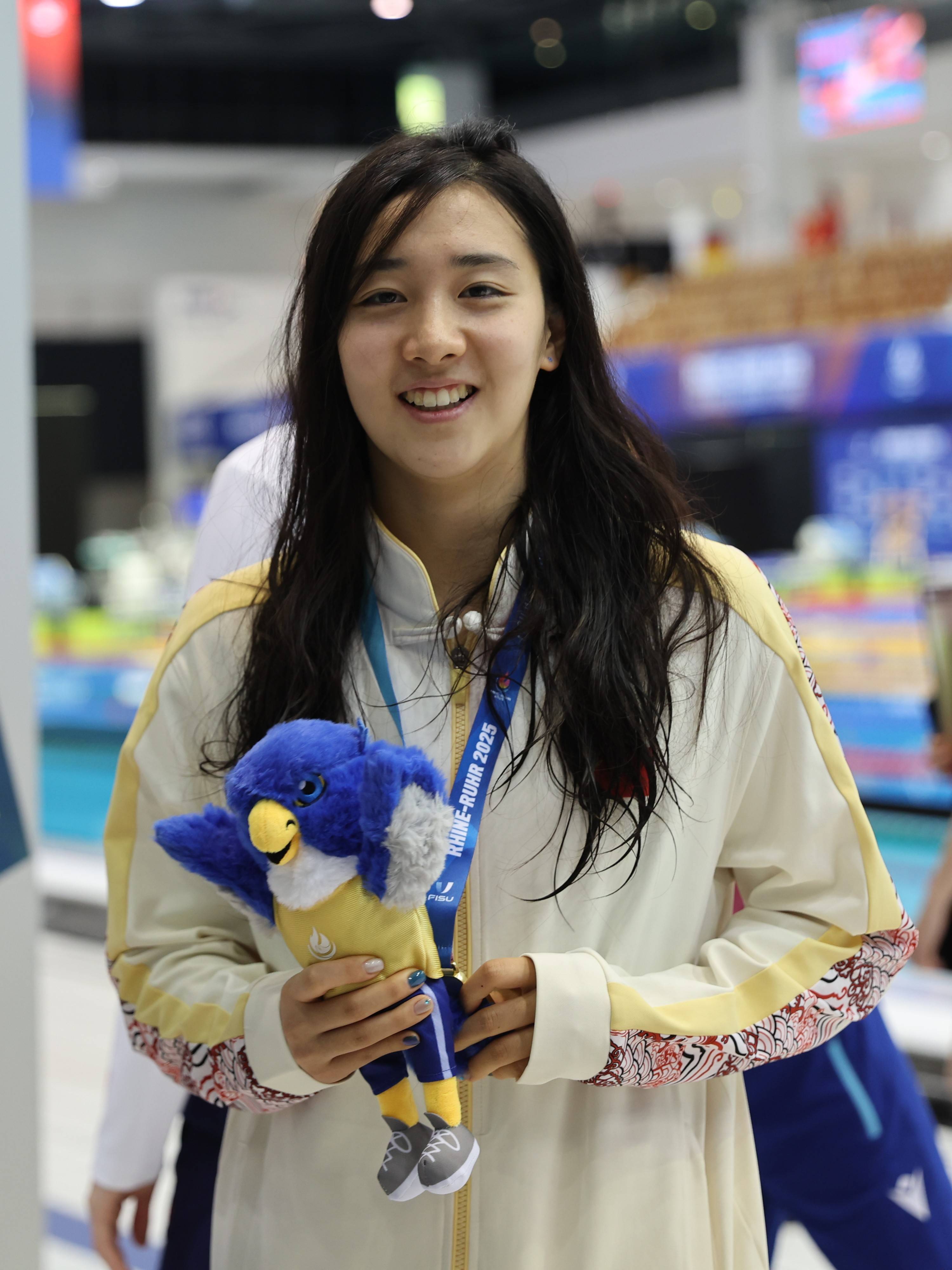 游泳女子米自由泳：澳大利亚选手夺冠