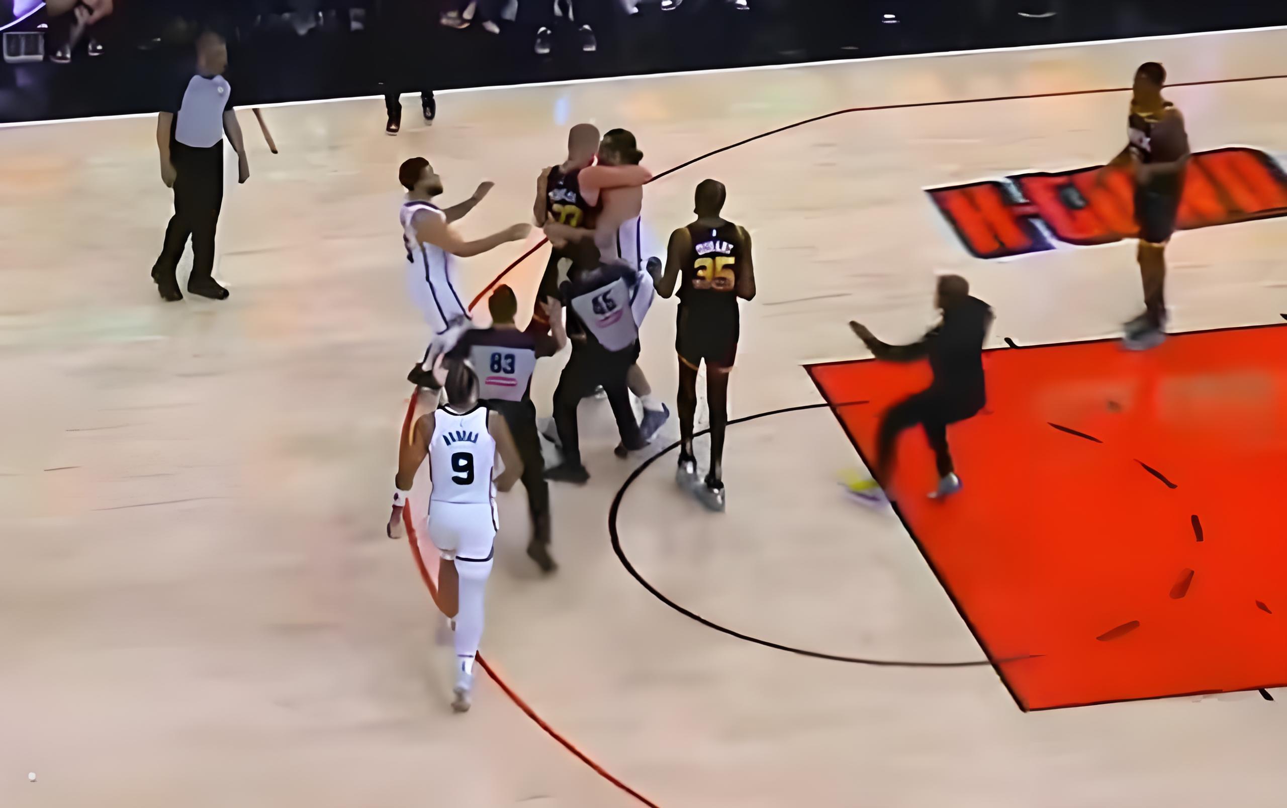 包含火箭大胜对手，哈登状态回暖令人刮目相看的词条